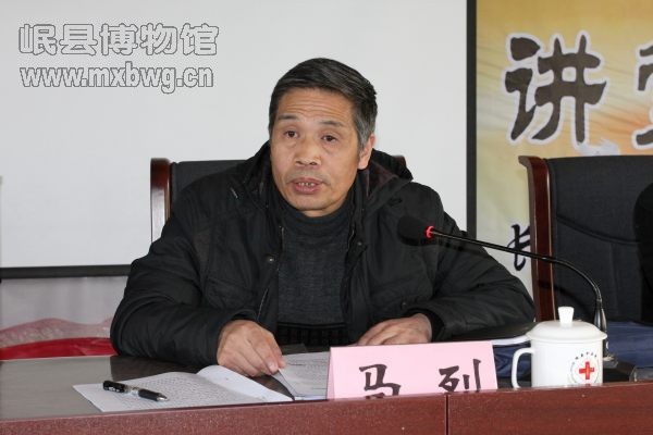 党的群众路线教育实践活动资料（包新田 摄）