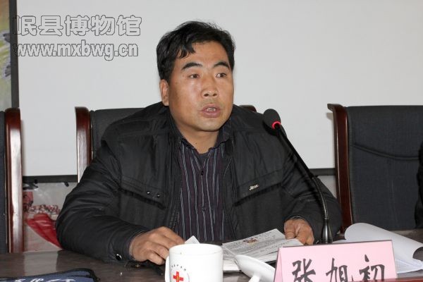党的群众路线教育实践活动资料（包新田 摄）