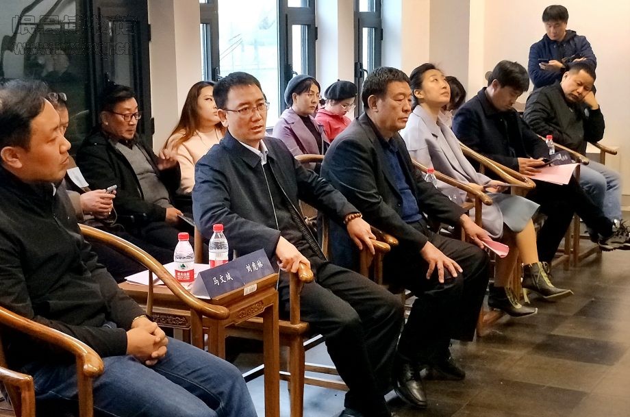 岷县博物馆馆长刘虎林在会上作交流发言（包新田 摄）