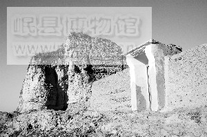 秦长城残余的墩台